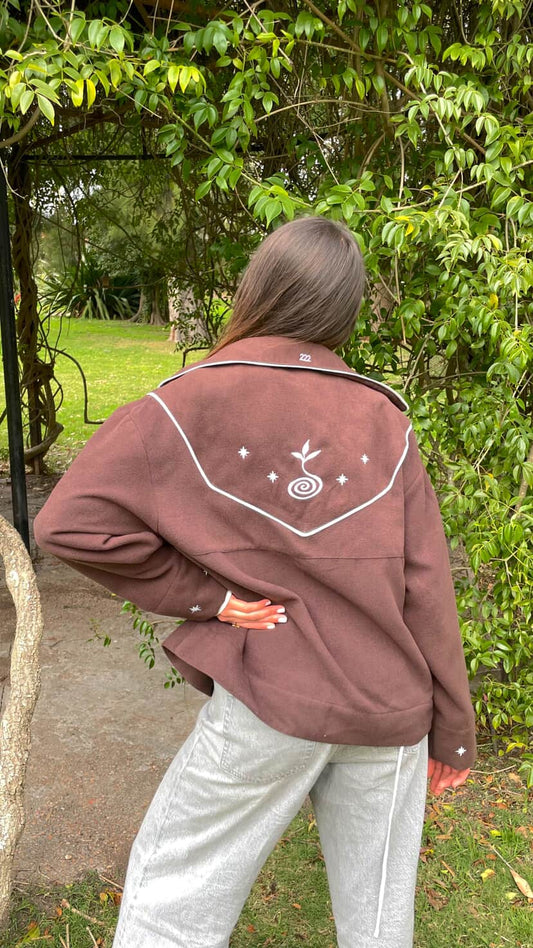 Campera ancla                                                                                                            (incluye una sesión gratuita con una astrologa analizando tu carta astral)